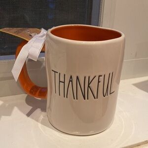 Rae Dunn Snoopy Thankful coffee mug Thanksgiving Charlie Brown Peanuts NWT
